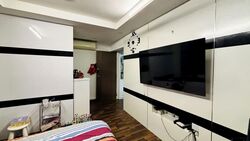 Blk 304 Fuchun Neighbourhood Centre (Woodlands), HDB Executive #567594381